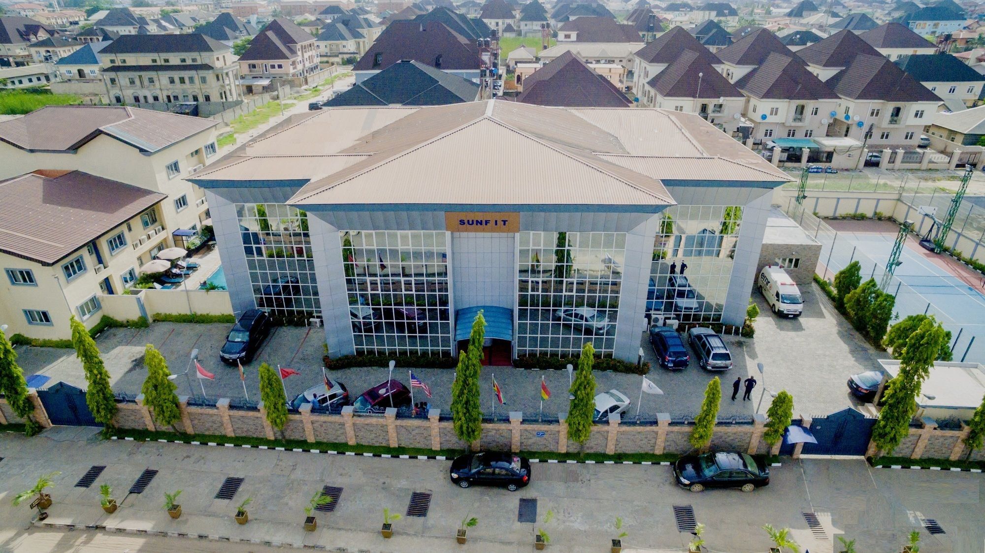 Sunfit - Fitness, Spa, Accommodation Aliayabiagba Eksteriør billede